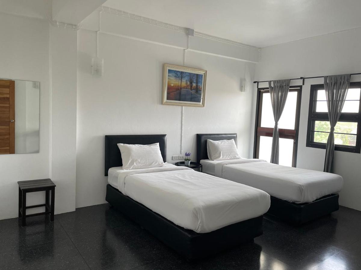 Inn My Place Pakchong Luaran gambar